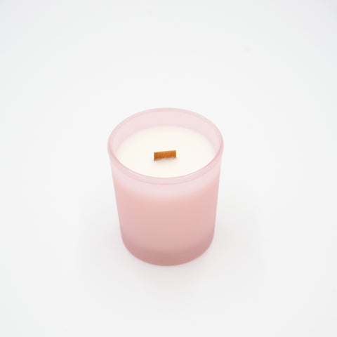 Sojas vaska svece, rozā, ar liepziedu smaržu