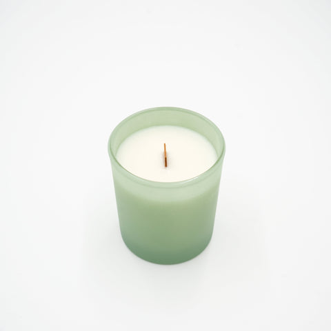 Sojas vaska svece, zaļa, ar liepziedu smaržu